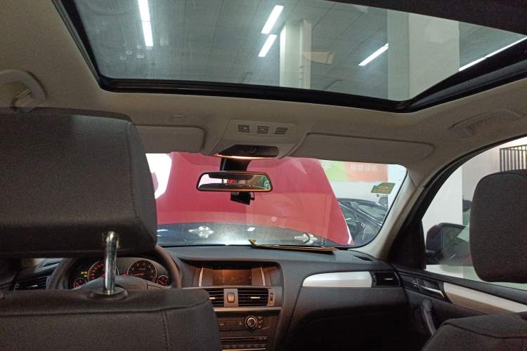 Used BMW X3 2016 sDrive20i Headliner