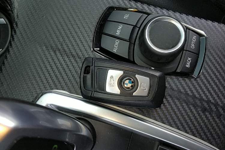 Used BMW X3 2016 sDrive20i Interior 1