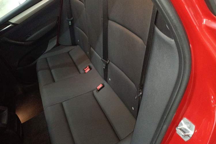 Used BMW X3 2016 sDrive20i Interior 4