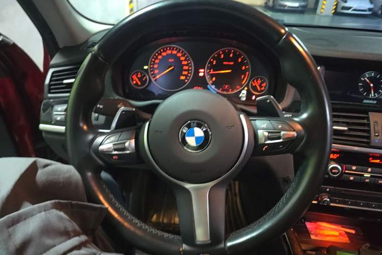 Used BMW X3 2016 xDrive20i M Sport Edition Steering Wheel