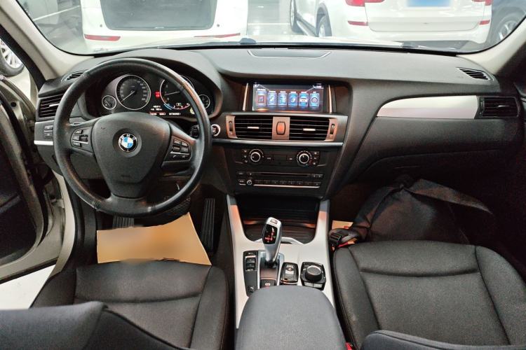 Used BMW X3 2016 sDrive20i Center Console
