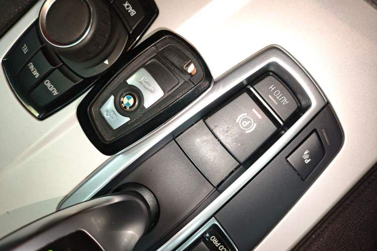 Used BMW X3 2016 sDrive20i Interior 1