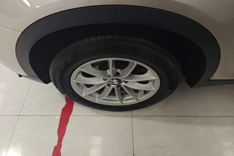 Used BMW X3 2016 sDrive20i Left Front Wheel Hub