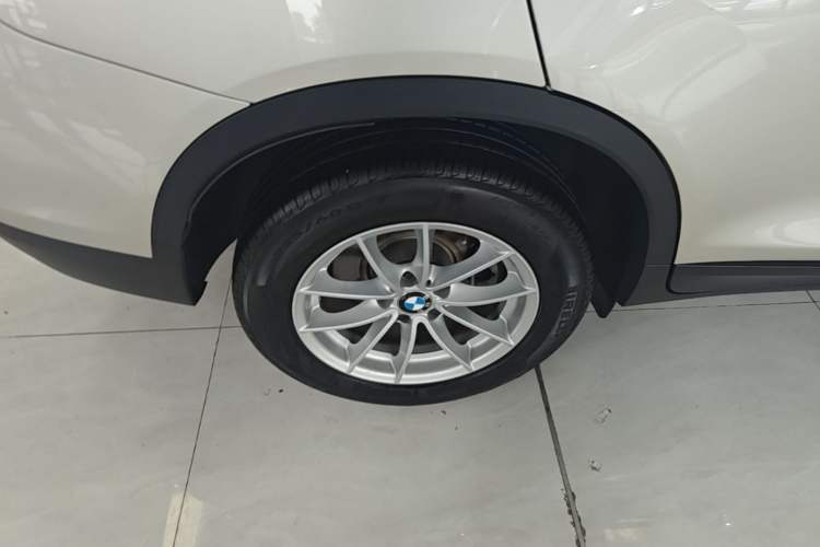 Used BMW X3 2016 sDrive20i Right Rear Wheel Hub