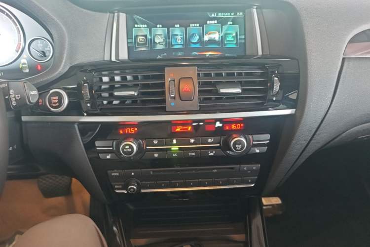 Used BMW X3 2016 xDrive20i M Sport Edition Audio And AC Panel