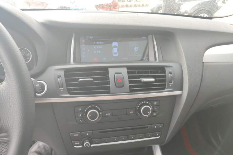 Used BMW X3 2016 sDrive20i Audio And AC Panel