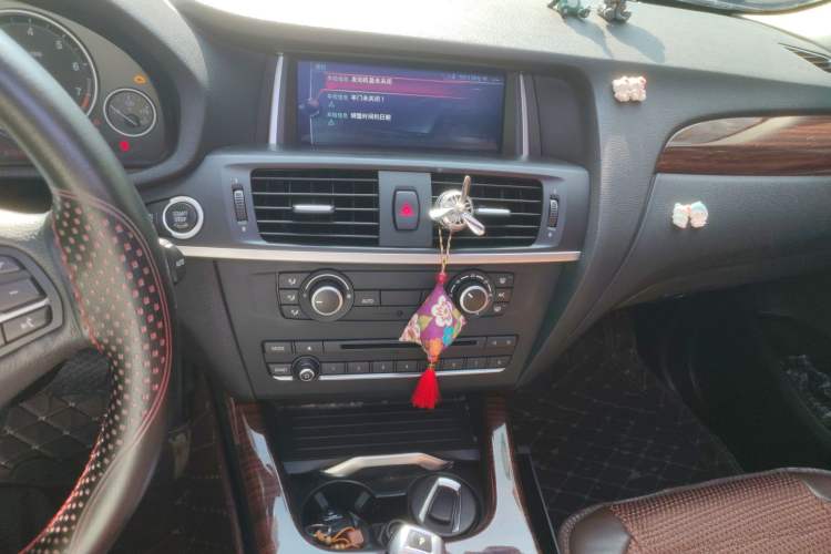 Used BMW X3 2016 sDrive20i Audio And AC Panel