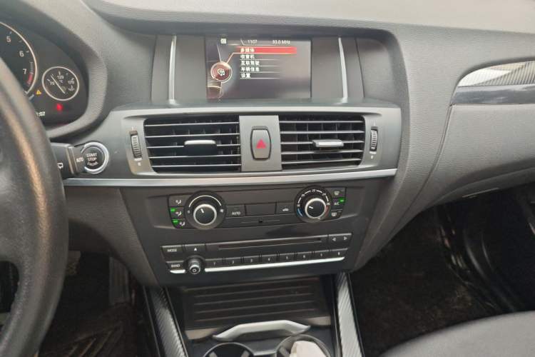 Used BMW X3 2016 sDrive20i Audio And AC Panel