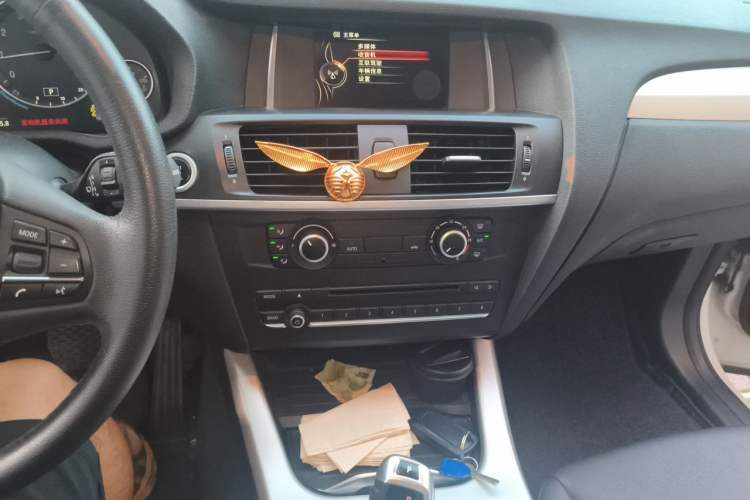 Used BMW X3 2016 sDrive20i Audio And AC Panel