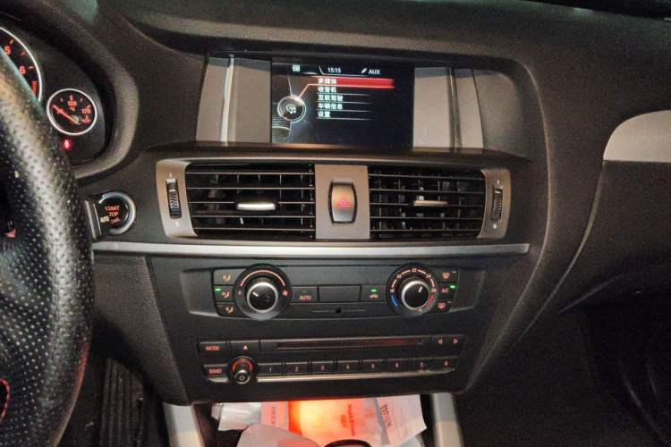 Used BMW X3 2016 sDrive20i Audio And AC Panel