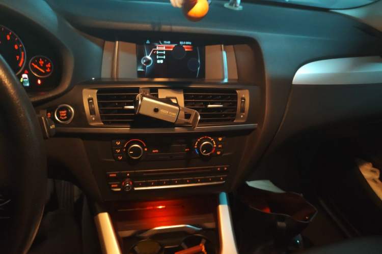 Used BMW X3 2016 sDrive20i Audio And AC Panel