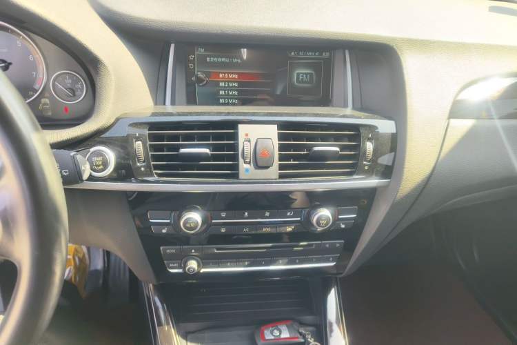 Used BMW X3 2016 xDrive20i M Sport Edition Audio And AC Panel
