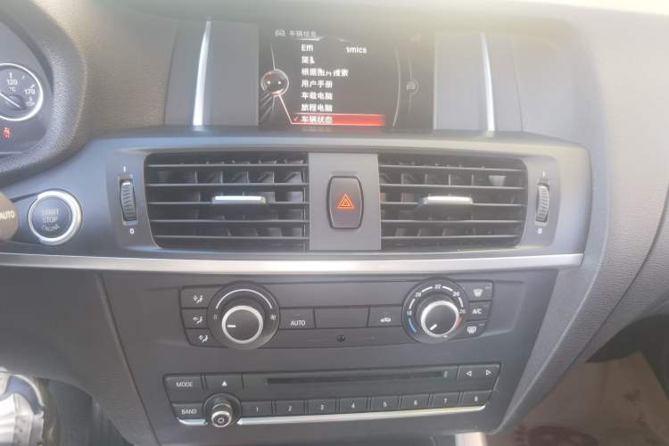 Used BMW X3 2016 sDrive20i Audio And AC Panel