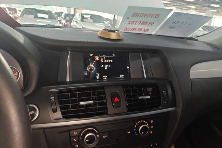 Used BMW X3 2016 sDrive20i Audio And AC Panel