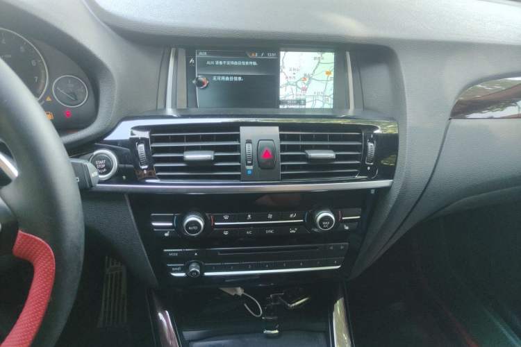 Used BMW X3 2016 xDrive20i M Sport Edition Audio And AC Panel