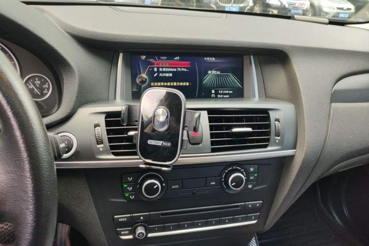 Used BMW X3 2016 sDrive20i Audio And AC Panel