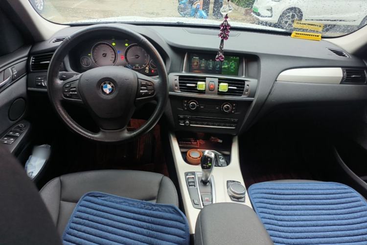 Used BMW X3 2016 sDrive20i Center Console