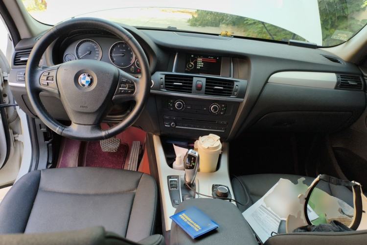 Used BMW X3 2016 sDrive20i Center Console