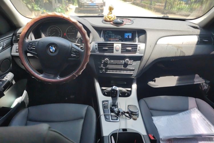 Used BMW X3 2016 sDrive20i Center Console