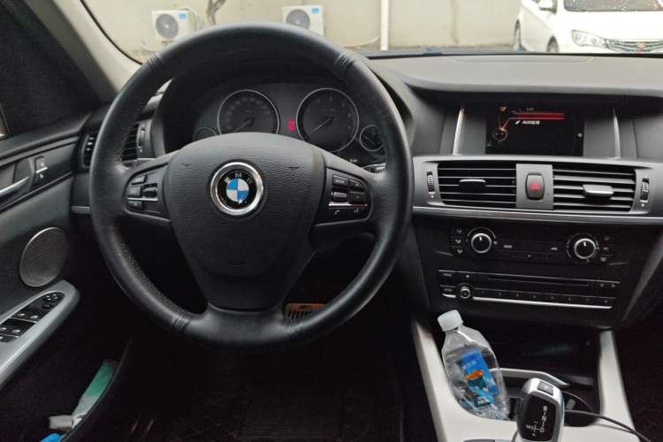Used BMW X3 2016 sDrive20i Center Console