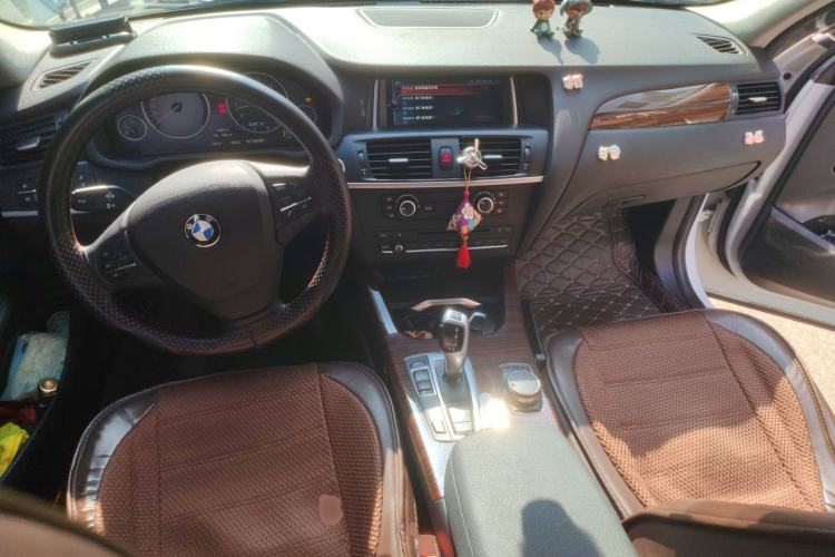 Used BMW X3 2016 sDrive20i Center Console