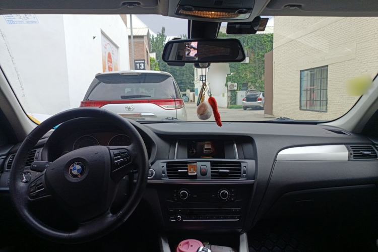 Used BMW X3 2016 sDrive20i Center Console