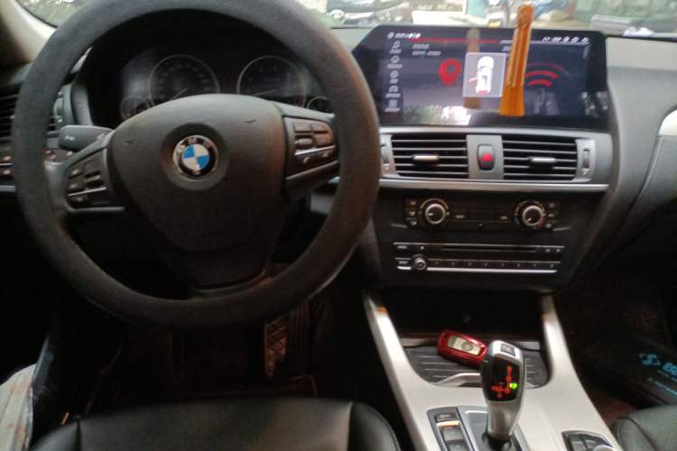 Used BMW X3 2016 sDrive20i Center Console