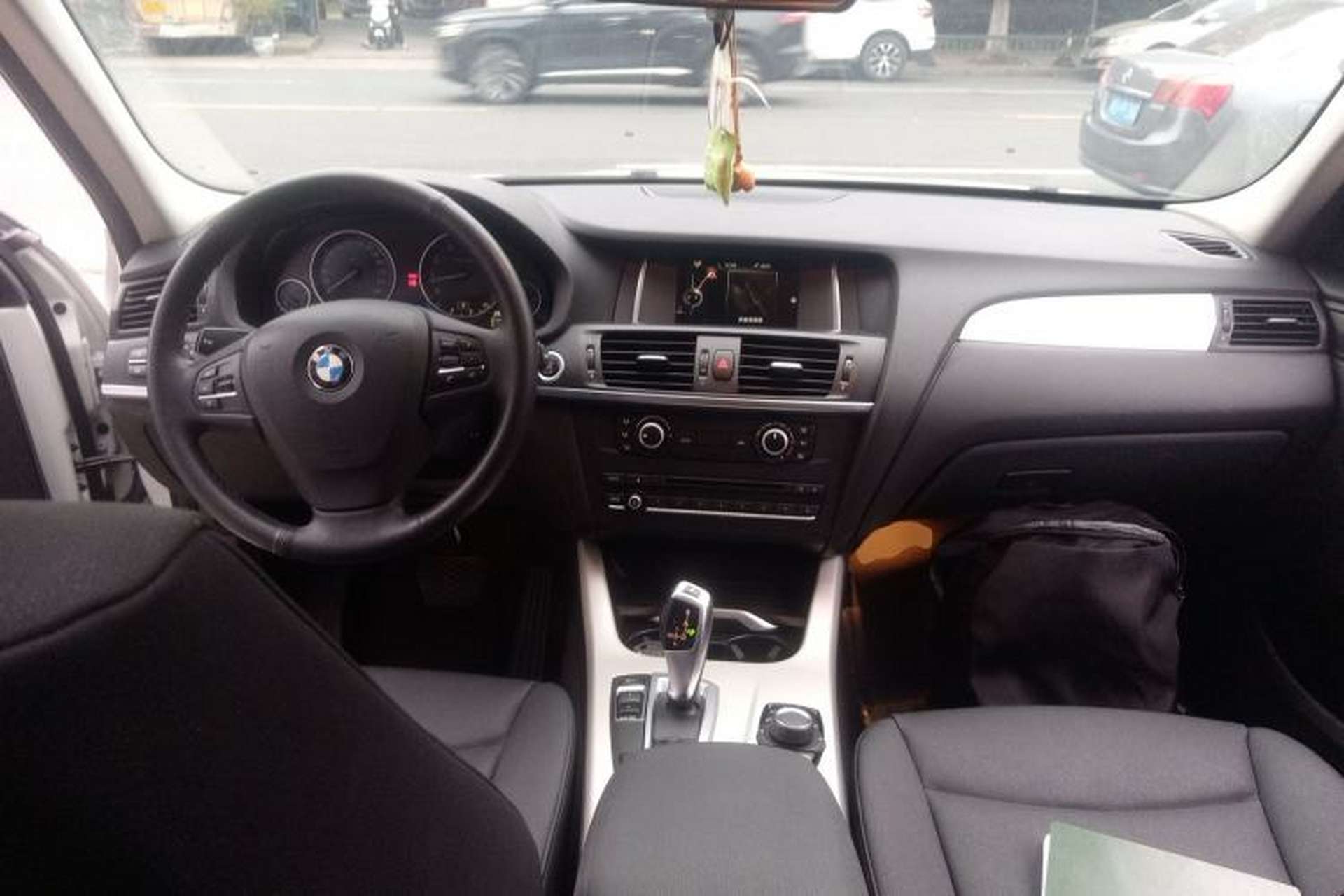 Used BMW X3 2016 sDrive20i Center Console