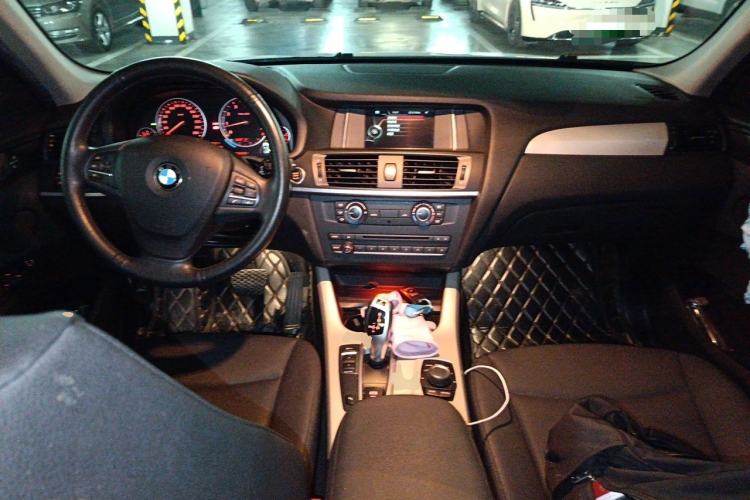 Used BMW X3 2016 sDrive20i Center Console