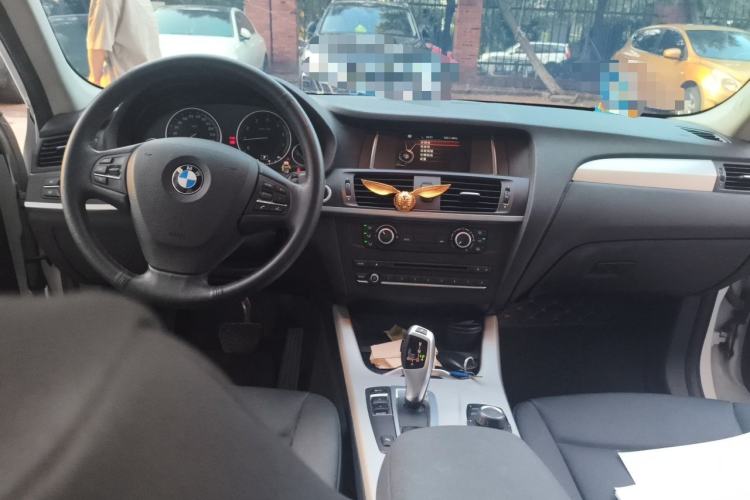 Used BMW X3 2016 sDrive20i Center Console