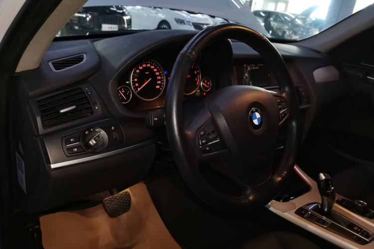 Used BMW X3 2016 sDrive20i Center Console