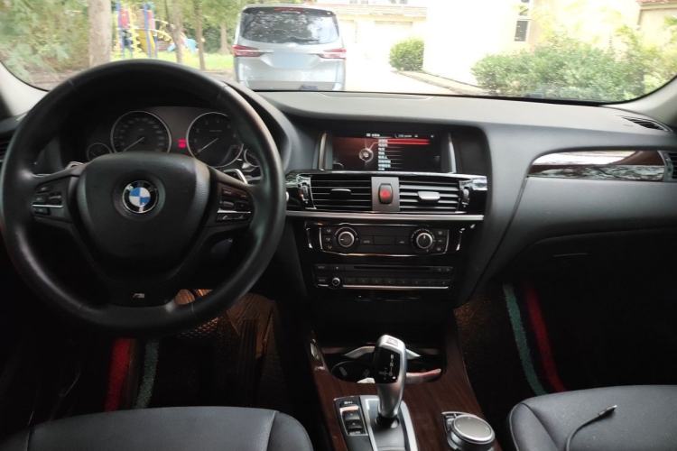 Used BMW X3 2016 sDrive20i Center Console