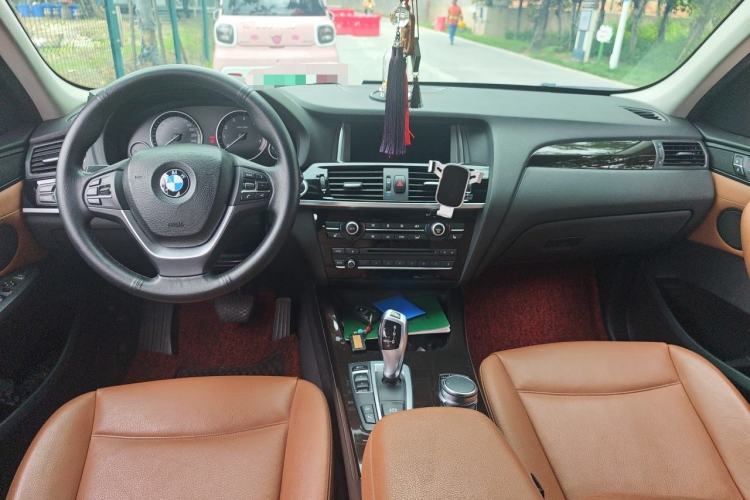 Used BMW X3 2016 sDrive20i Center Console