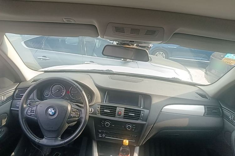 Used BMW X3 2016 sDrive20i Center Console