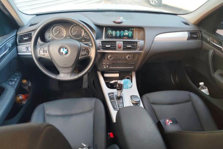 Used BMW X3 2016 sDrive20i Center Console
