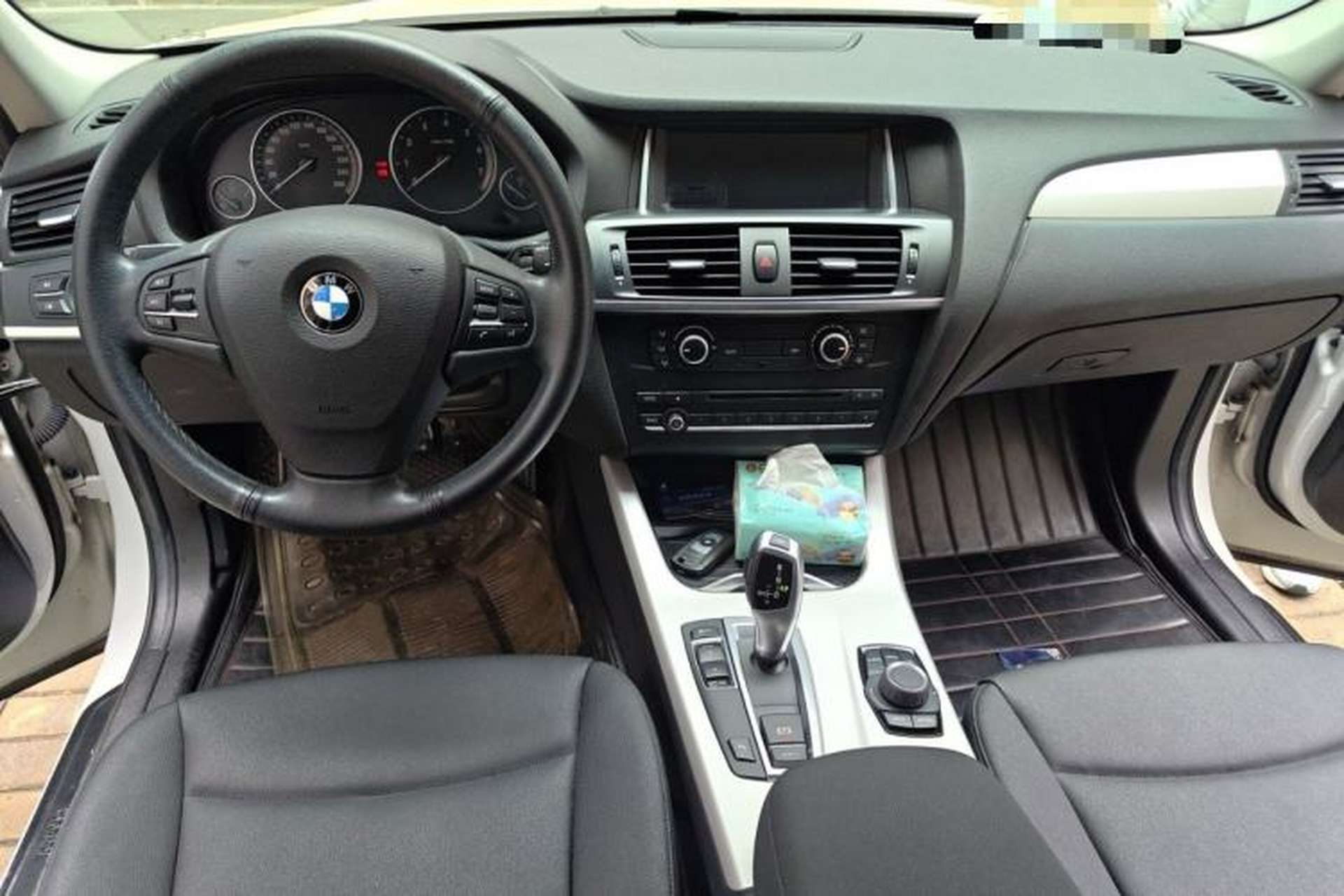 Used BMW X3 2016 sDrive20i Center Console