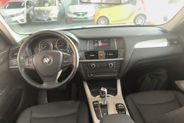 Used BMW X3 2016 sDrive20i Center Console