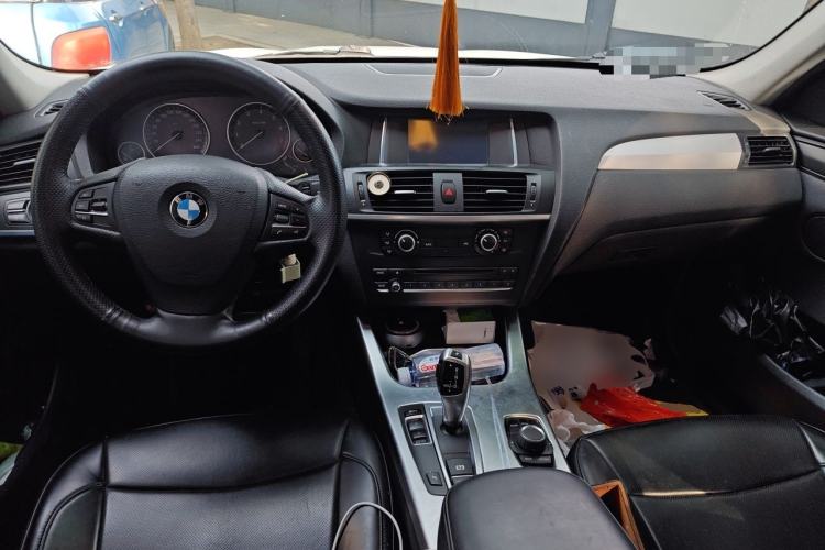 Used BMW X3 2016 sDrive20i Center Console