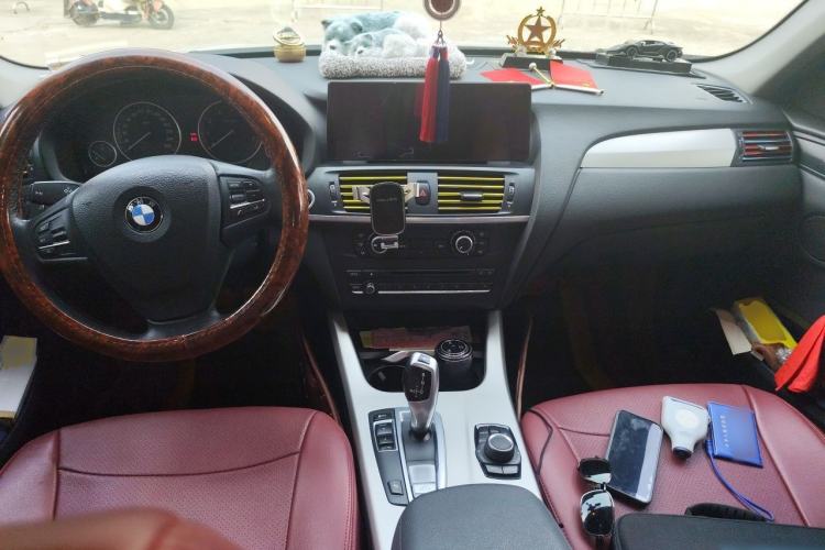 Used BMW X3 2016 sDrive20i Center Console