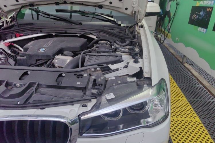 Used BMW X3 2016 sDrive20i Engine Bay Left