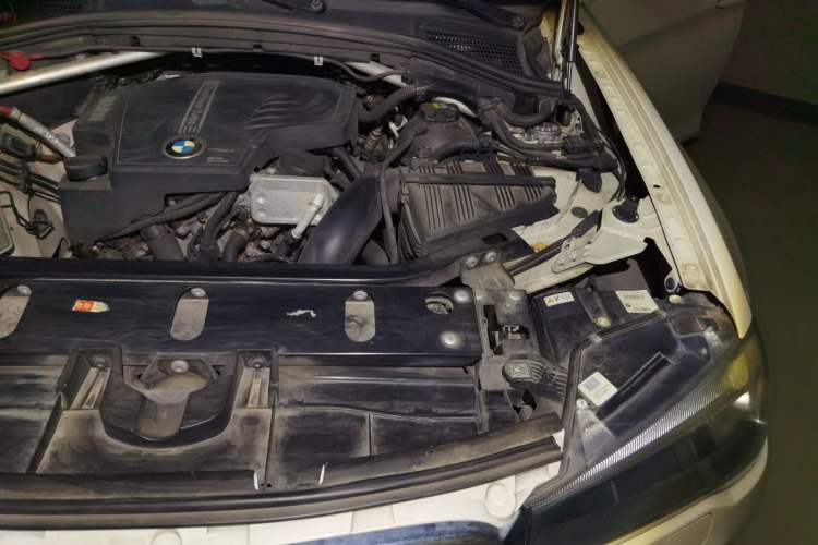 Used BMW X3  Engine Bay Left