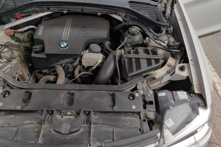 Used BMW X3 2016 sDrive20i Engine Bay Left