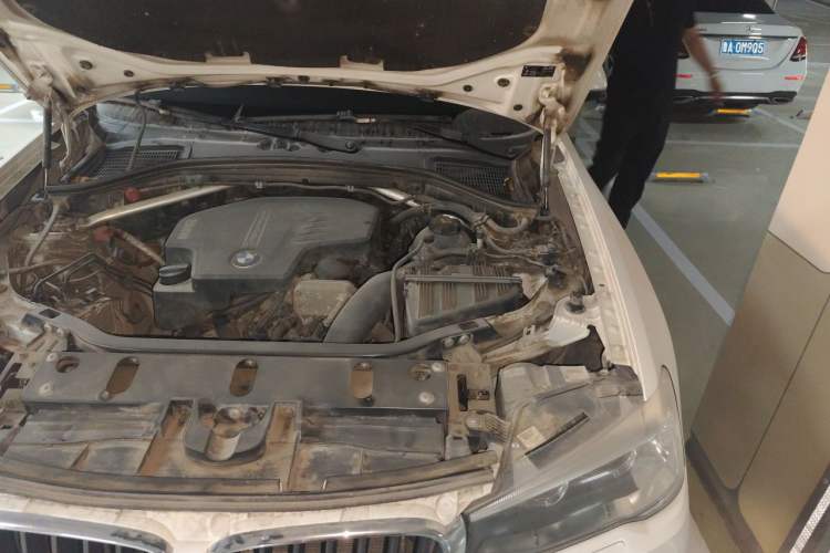 Used BMW X3 2016 xDrive20i M Sport Edition Engine Bay Left
