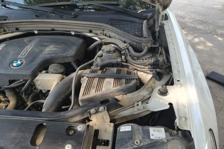 Used BMW X3 2016 sDrive20i Engine Bay Left