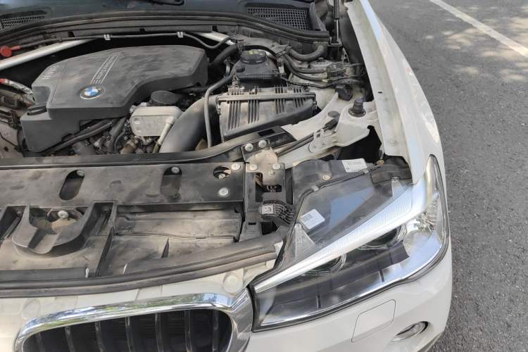 Used BMW X3 2016 xDrive20i M Sport Edition Engine Bay Left
