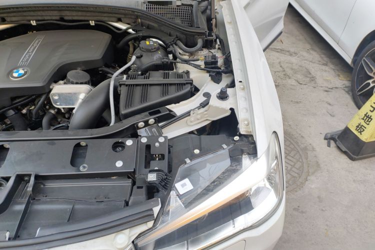 Used BMW X3 2016 sDrive20i Engine Bay Left