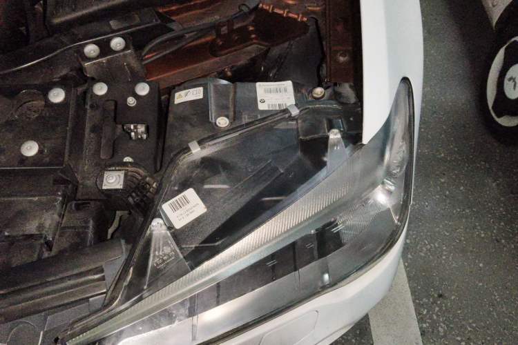 Used BMW X3 2016 sDrive20i Engine Bay Left