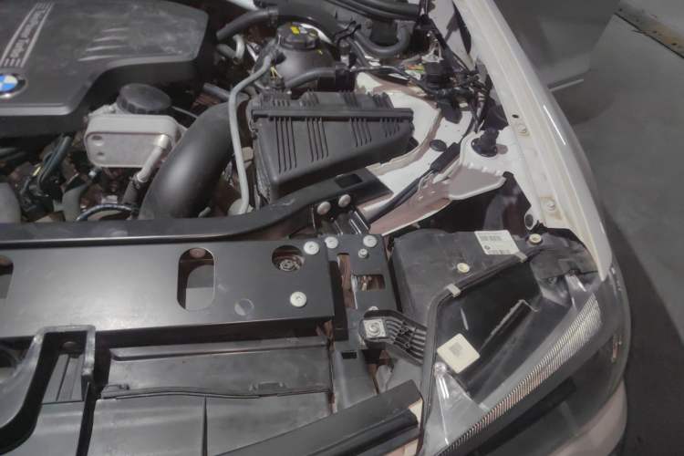 Used BMW X3 2016 xDrive20i M Sport Edition Engine Bay Left