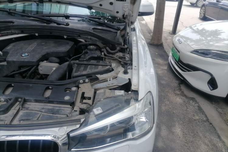 Used BMW X3 2016 sDrive20i Engine Bay Left
