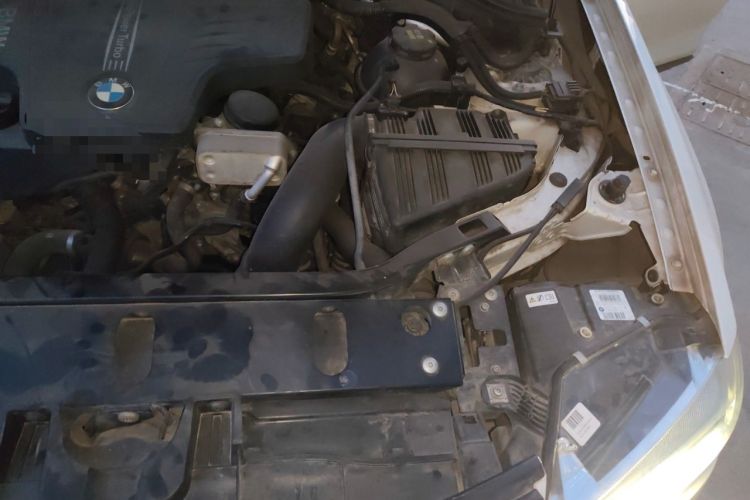 Used BMW X3 2016 sDrive20i Engine Bay Left